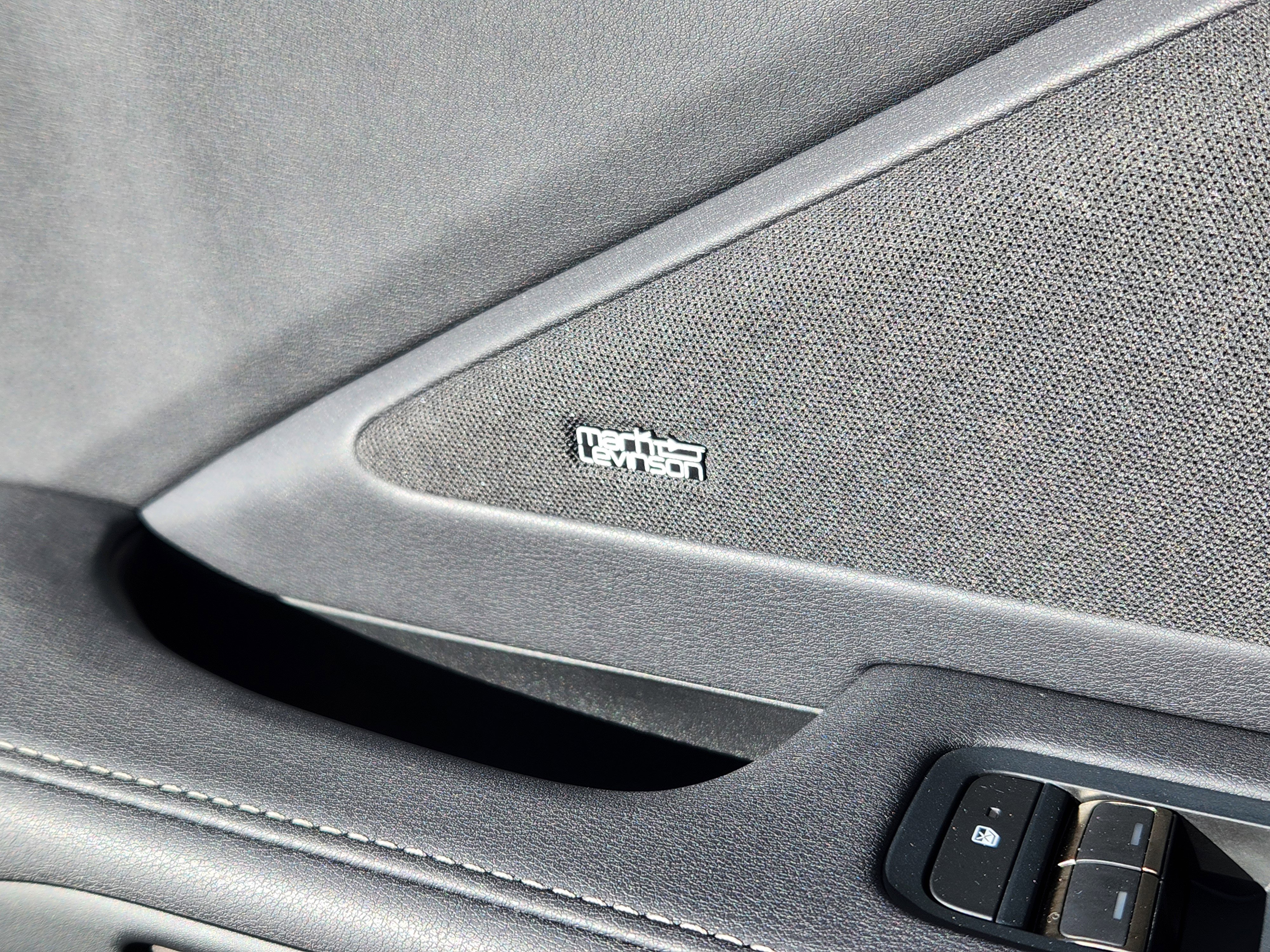 Used 2025 Lexus TX 500h AWD w/ Technology Package image 13