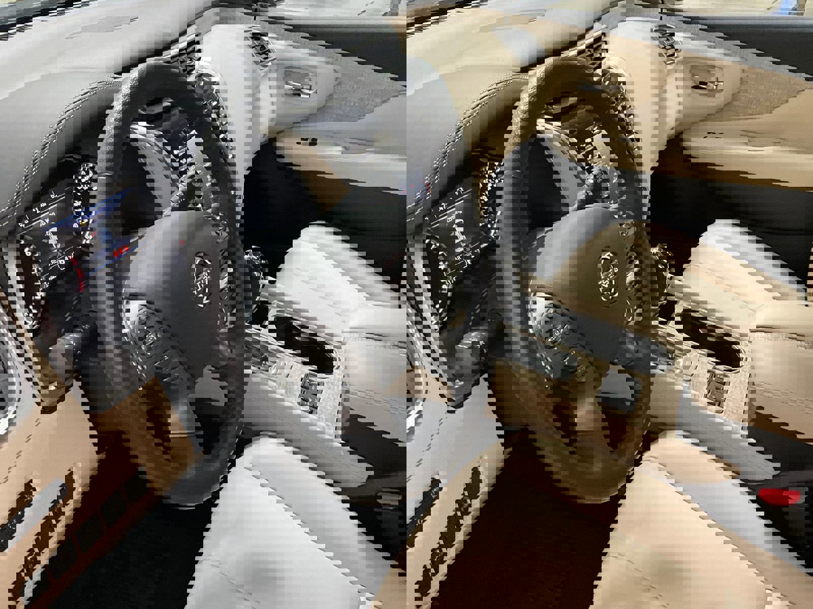 Used 2024 Nissan Murano SV image 13