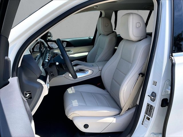 Used 2020 Mercedes-Benz GLS 450 4MATIC image 26