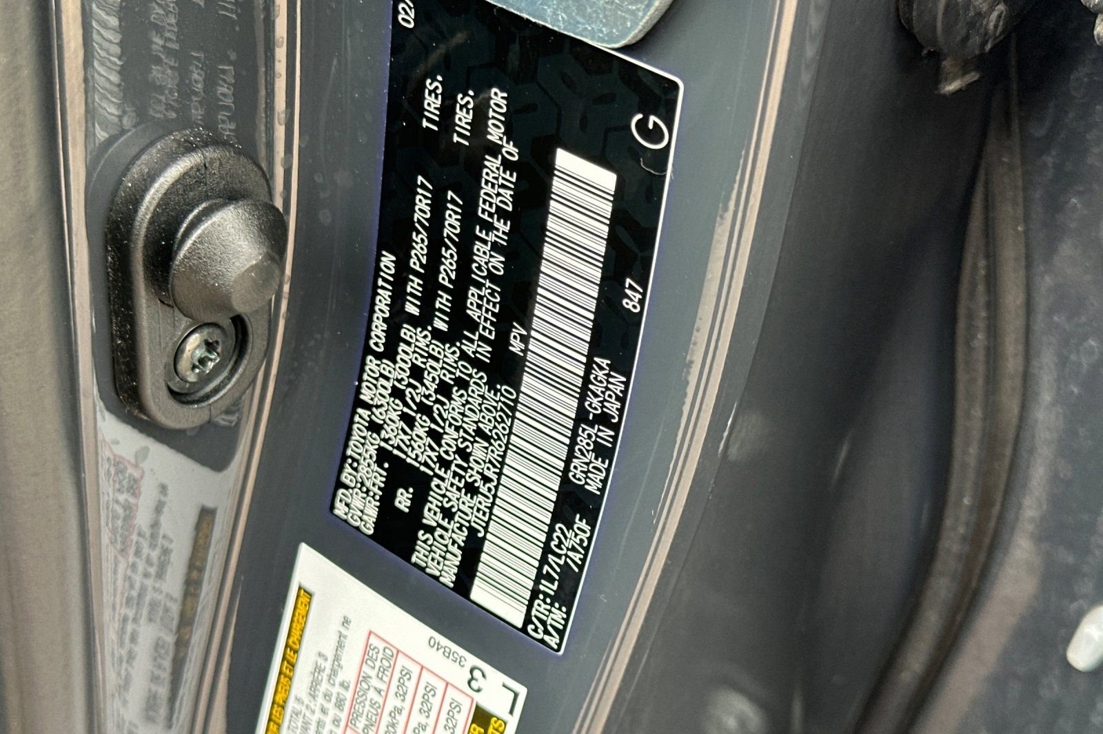 Certified 2024 Toyota 4Runner TRD Off-Road Premium image 38