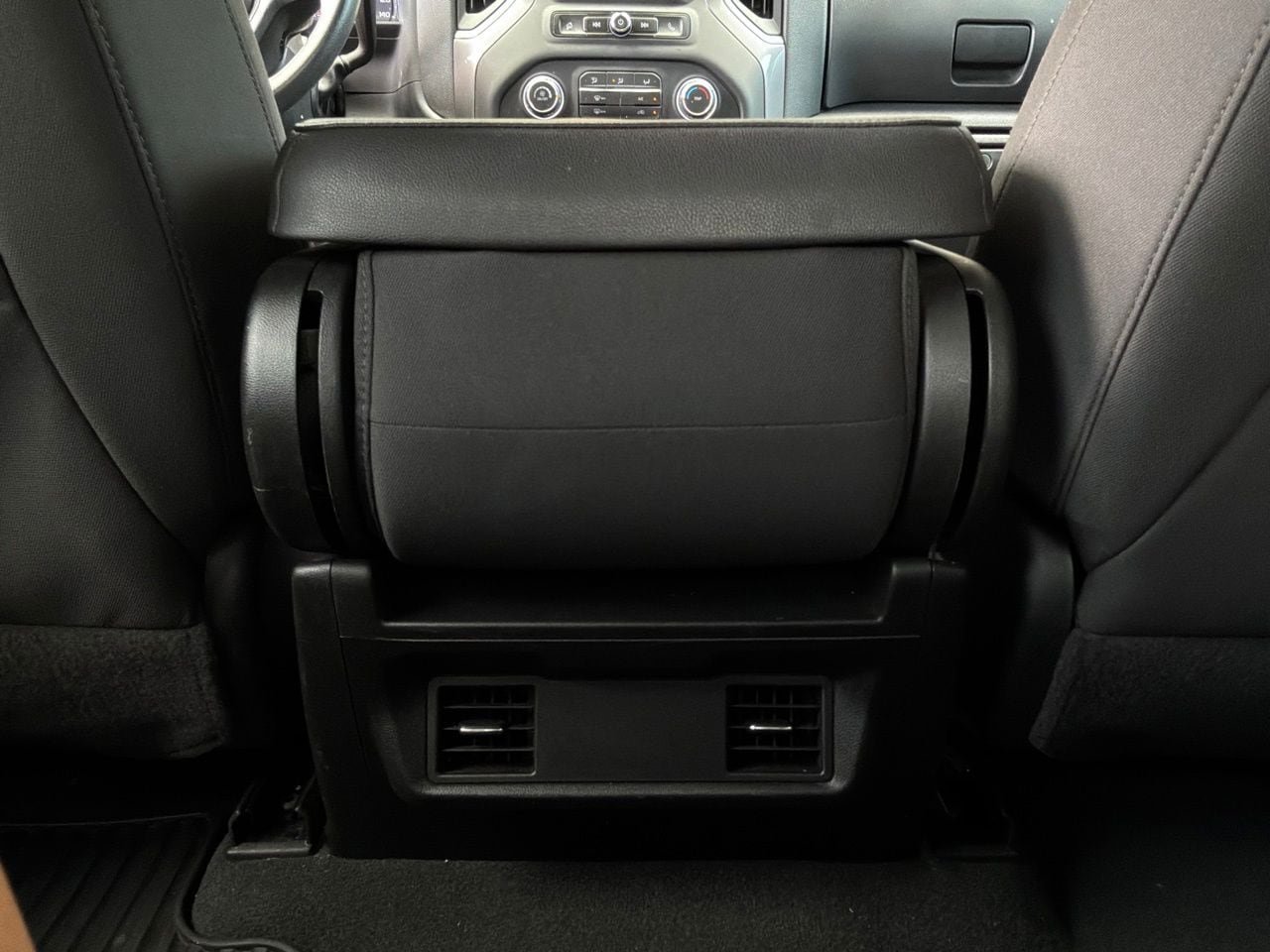 Used 2023 Chevrolet Silverado 1500 Custom w/ LPO, Dark Essentials Package RWD image 15