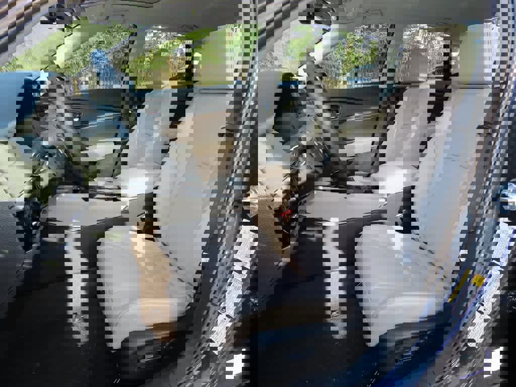 New 2025 Honda Accord EX-L image 12