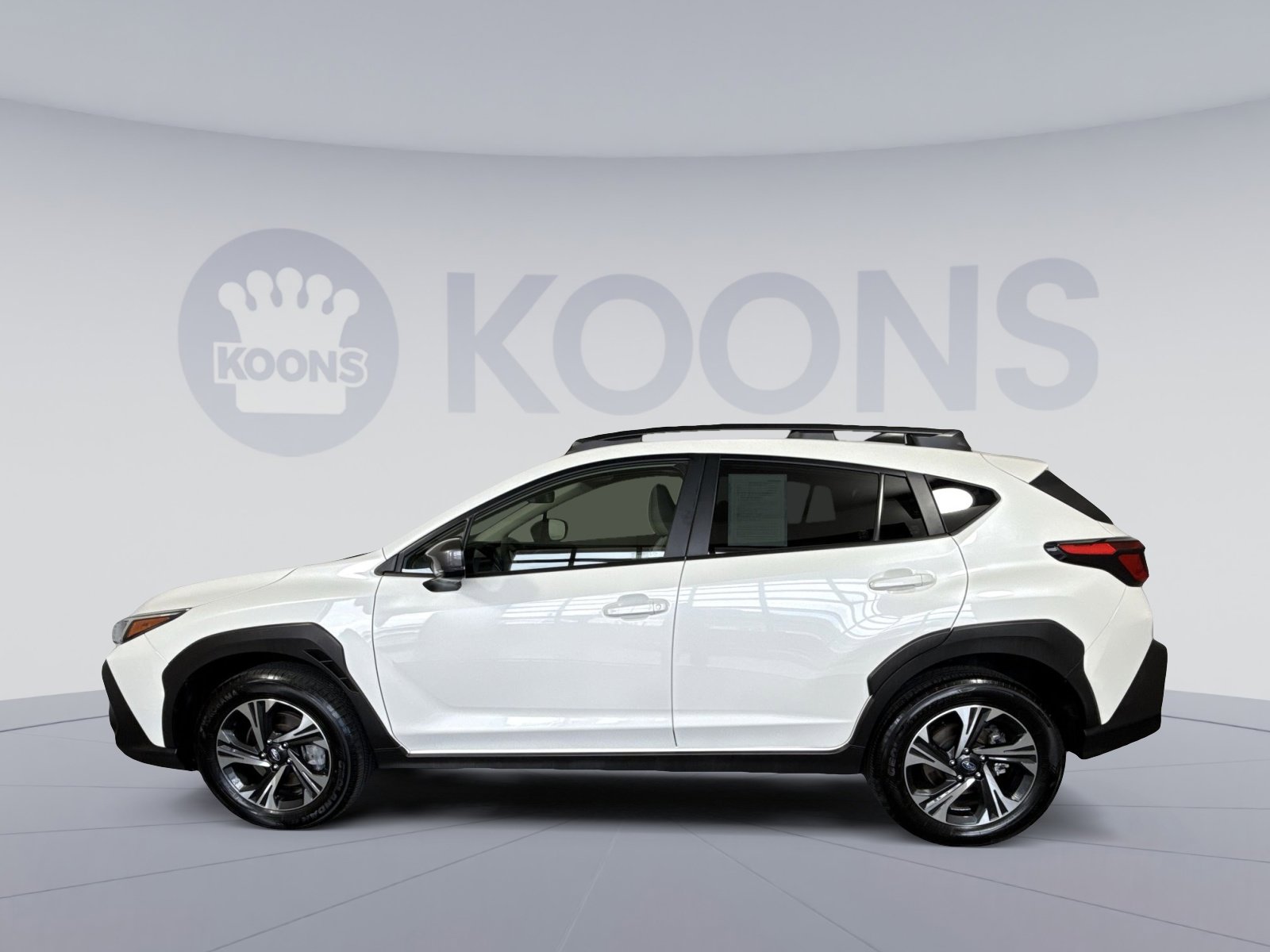 Used 2024 Subaru Crosstrek 2.0i Premium image 2