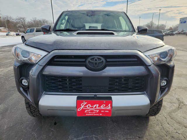 Used 2022 Toyota 4Runner TRD Off-Road image 8