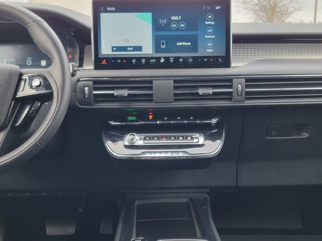 Certified 2024 Lincoln Corsair AWD w/ Equipment Group 101A image 27