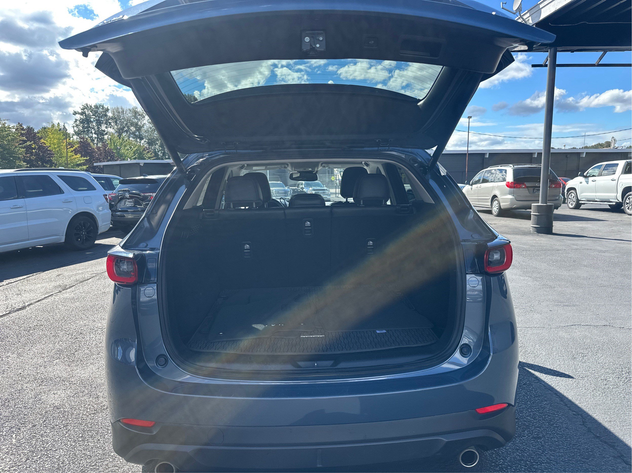 Certified 2024 MAZDA CX-5 Carbon Edition AWD/4WD image 11