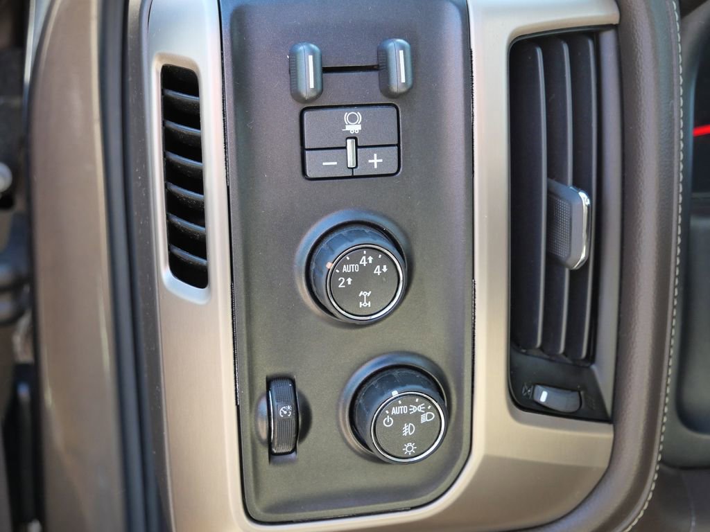 Used 2015 GMC Sierra 1500 Denali w/ Driver Alert Package image 19