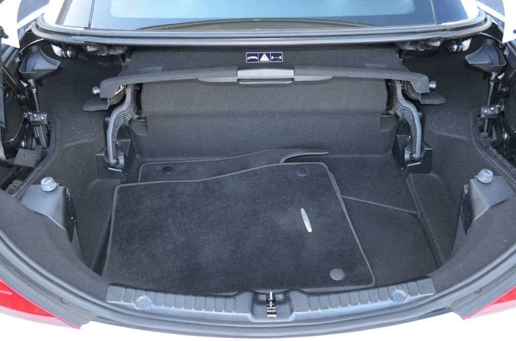 Used 2015 Mercedes-Benz SLK 250 image 15