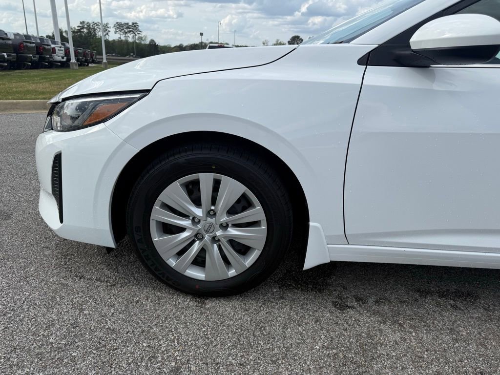 Used 2025 Nissan Sentra S image 26