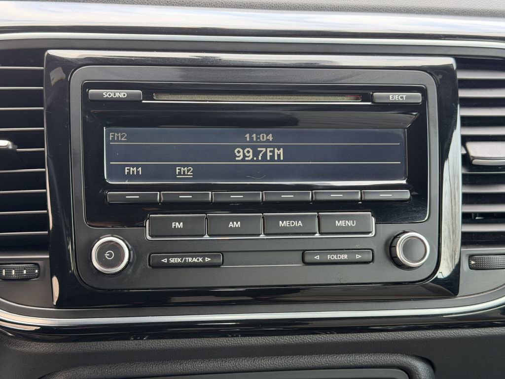 Used 2013 Volkswagen Beetle 2.5 50's Edition image 37