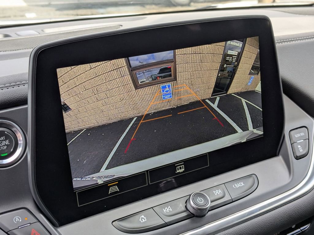 Used 2025 Chevrolet Blazer LT image 23