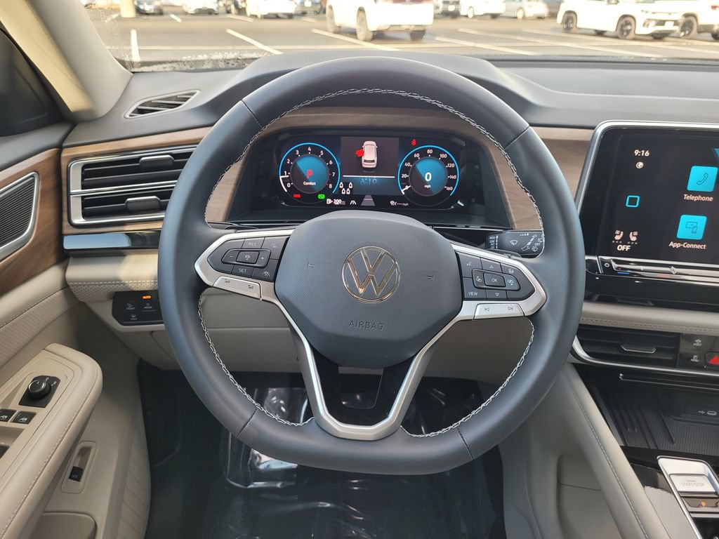 New 2026 Volkswagen Atlas SE FWD image 17