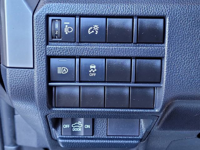Certified 2024 Toyota Tacoma SR5 AWD/4WD image 16