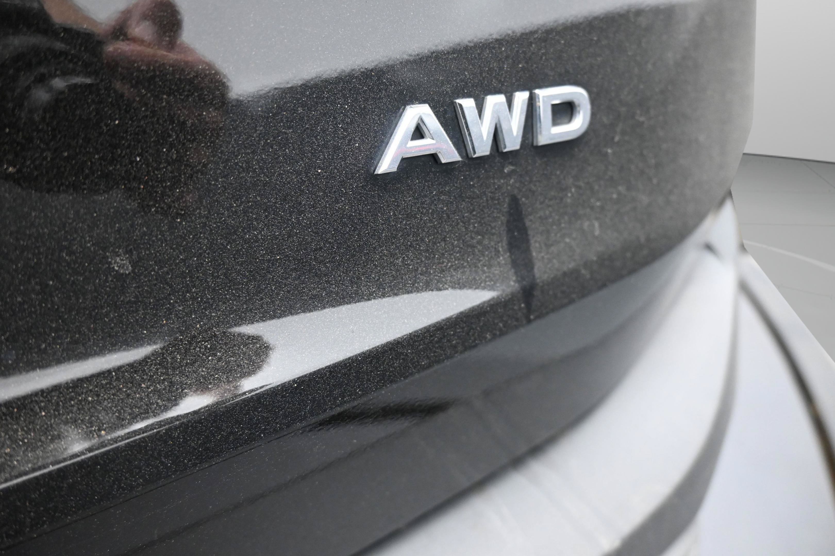 Used 2023 Nissan Rogue S AWD/4WD image 38