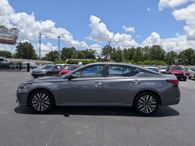 Used 2024 Nissan Altima 2.5 SV FWD image 7