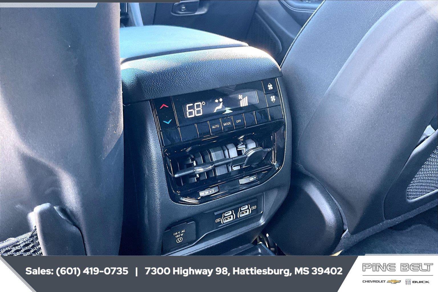 Used 2025 Jeep Grand Cherokee L Altitude RWD image 25