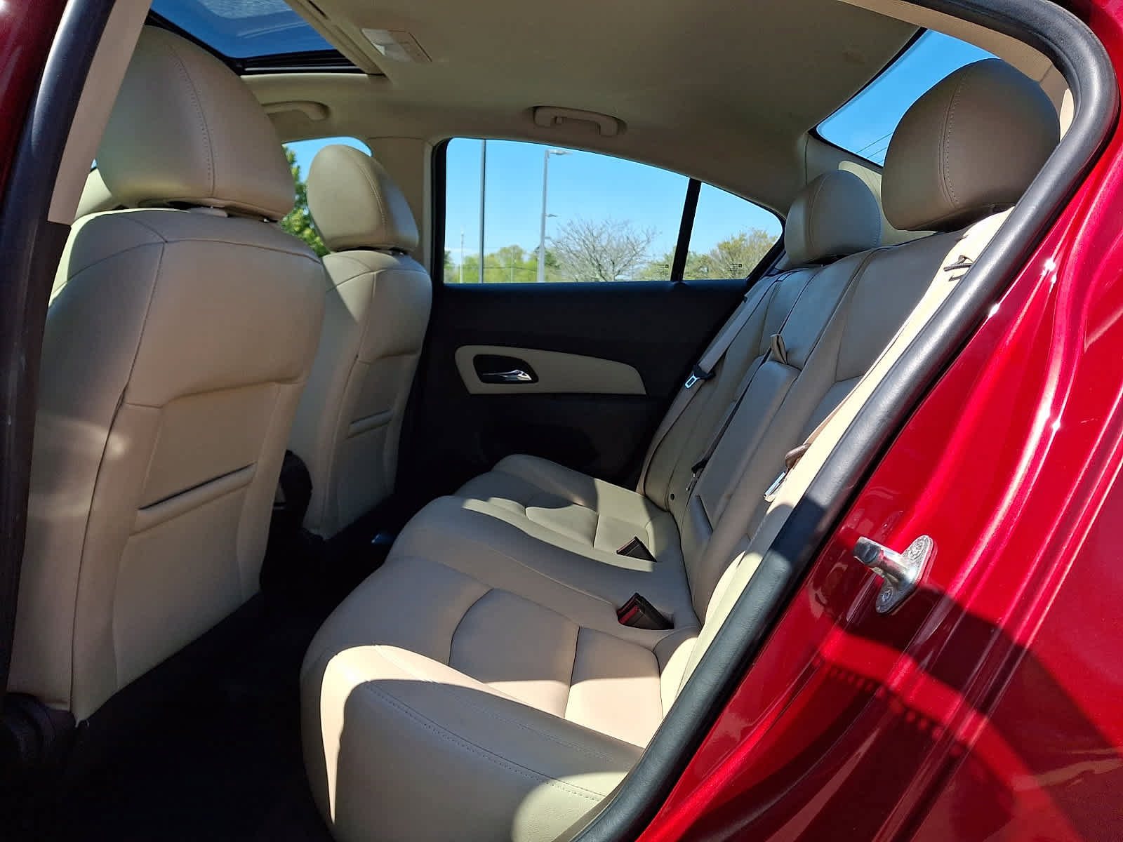 Used 2012 Chevrolet Cruze LTZ w/ RS Package FWD image 11