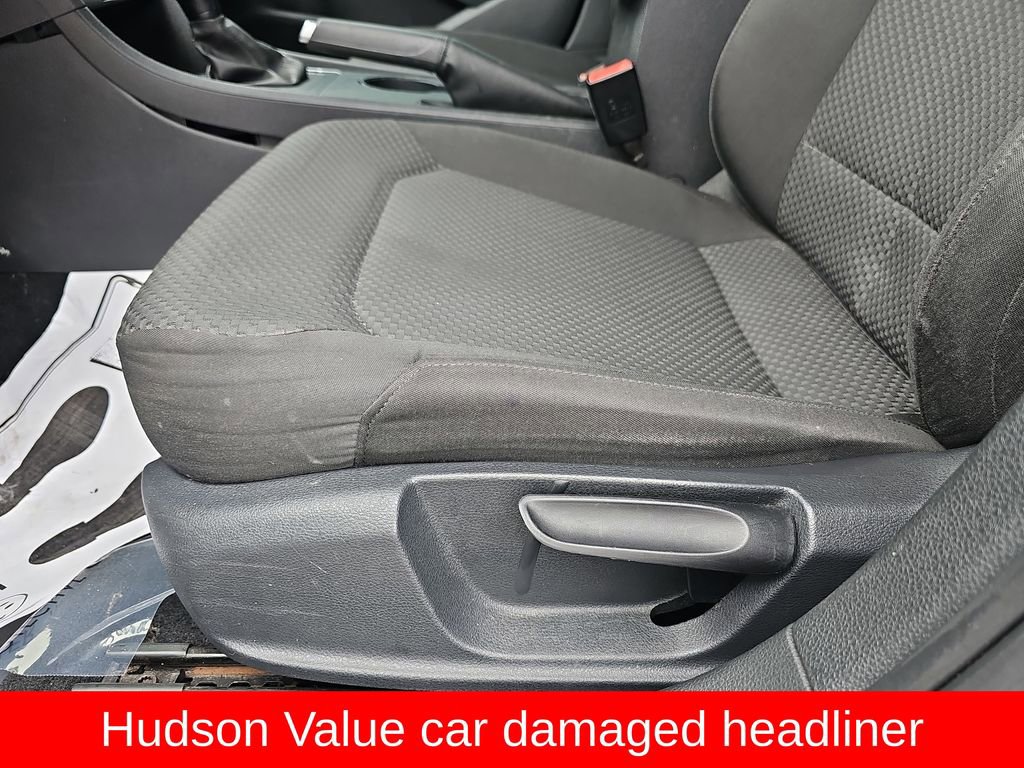 Used 2014 Volkswagen Passat 1.8T S FWD image 28