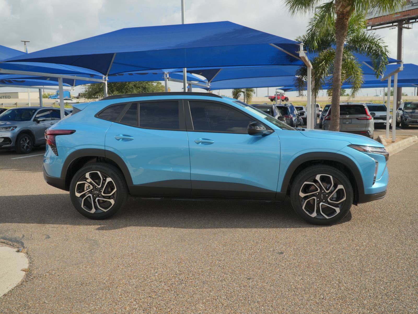 Used 2026 Chevrolet Trax RS w/ Driver Confidence Package FWD image 4