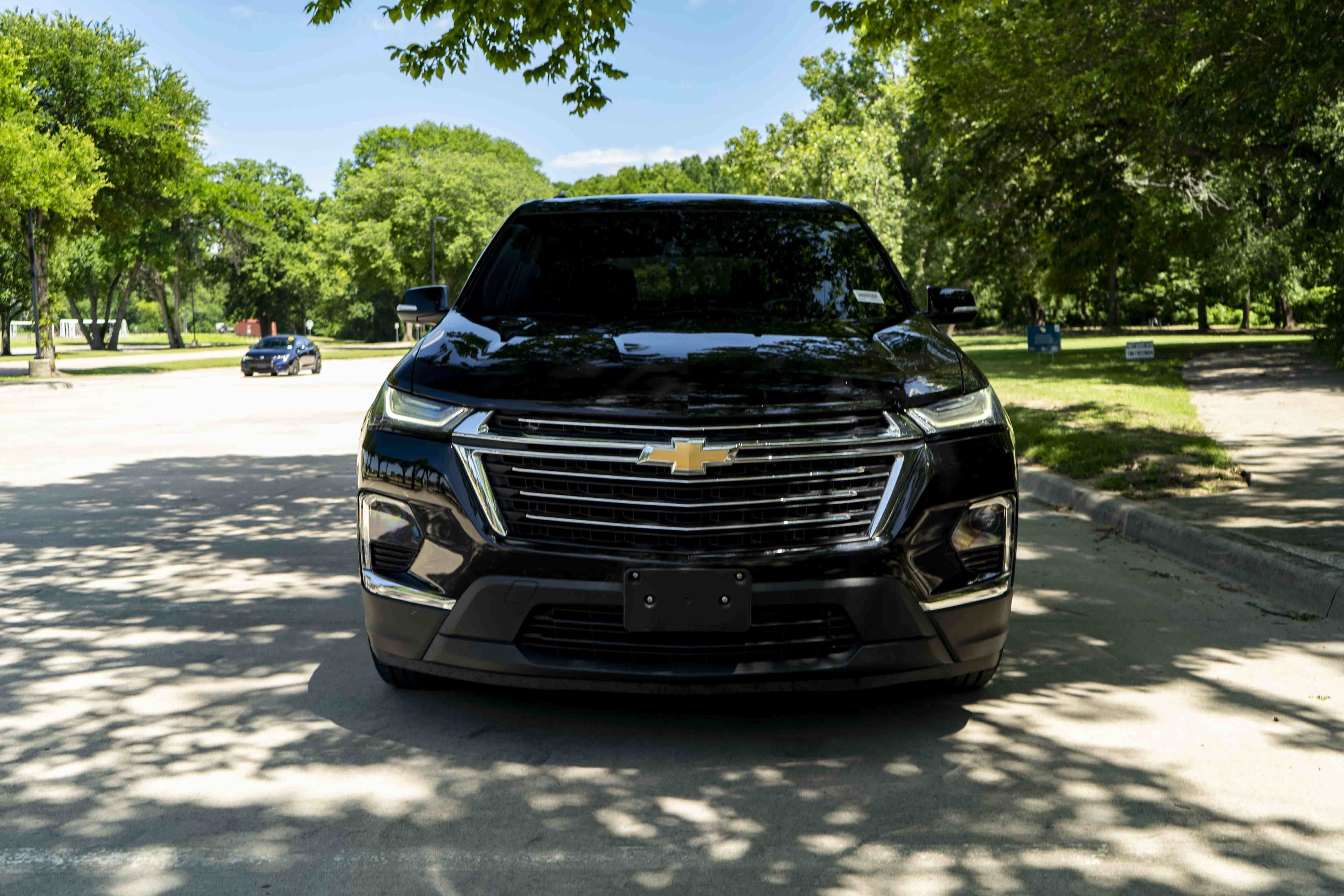 Used 2023 Chevrolet Traverse LT FWD image 3