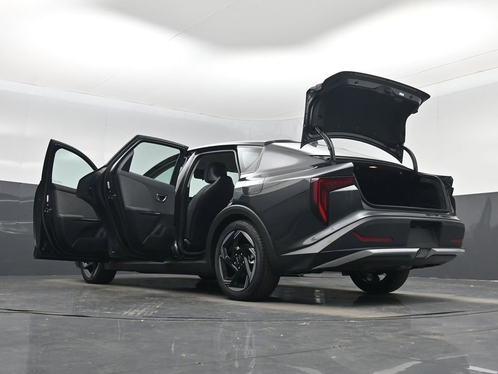 Certified 2025 Kia K4 EX image 24