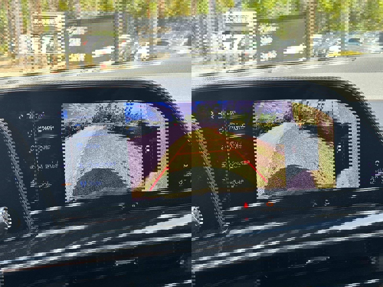 Used 2024 Cadillac Escalade Sport AWD/4WD image 25