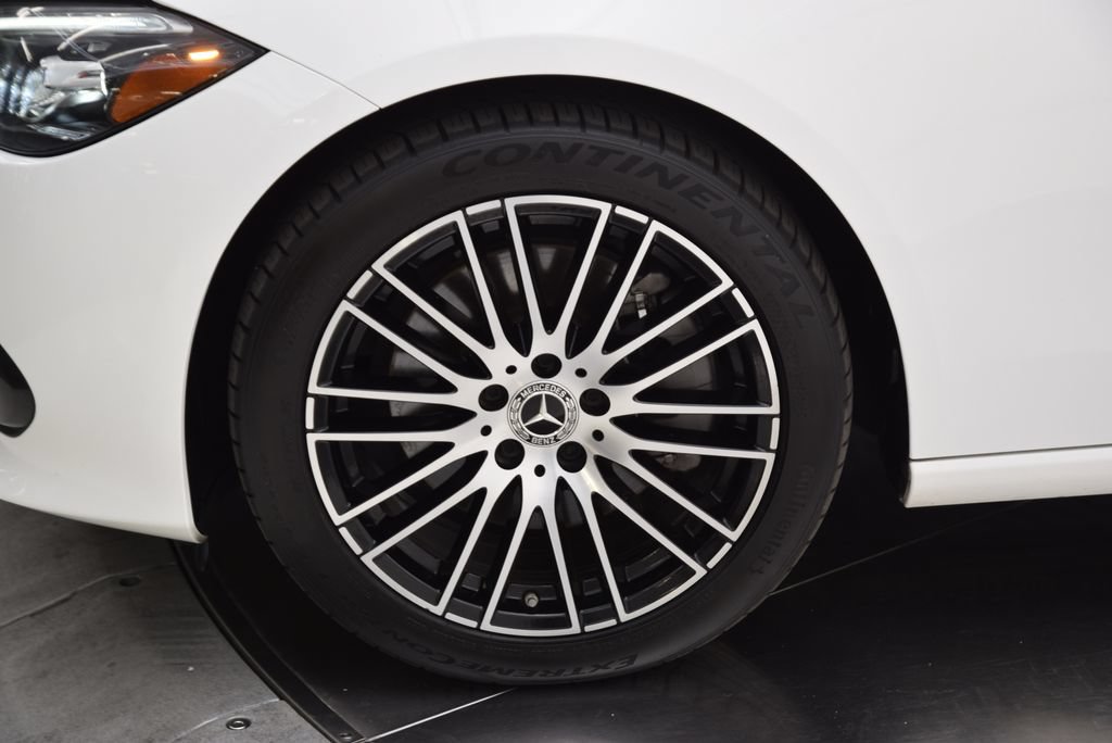 Used 2022 Mercedes-Benz C 300 Sedan image 12