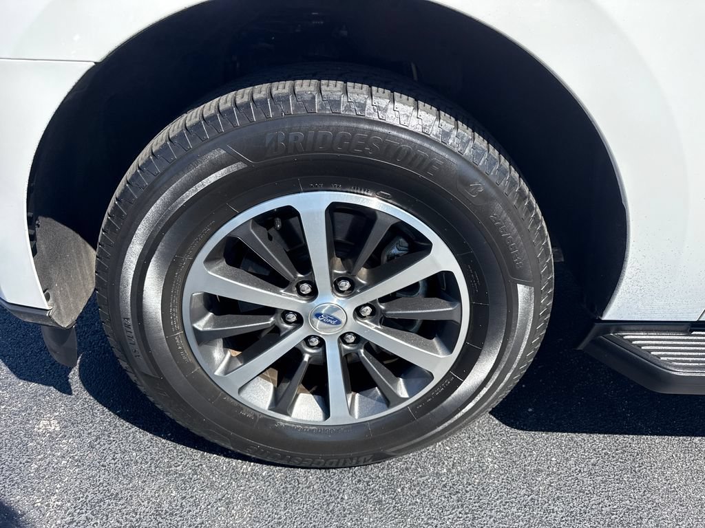 Used 2020 Ford Expedition XLT w/ Cargo Package AWD/4WD image 23