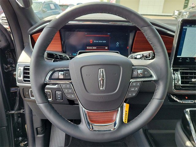 New 2024 Lincoln Navigator L Reserve image 10