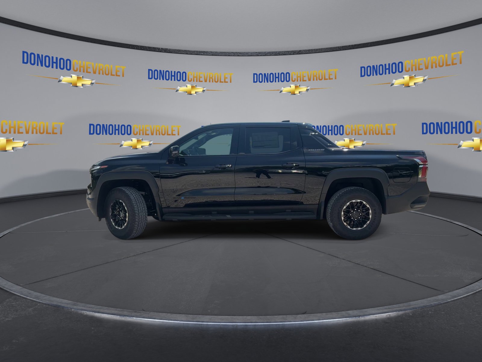 New 2026 Chevrolet Silverado EV Trail Boss w/ Premium Package image 8