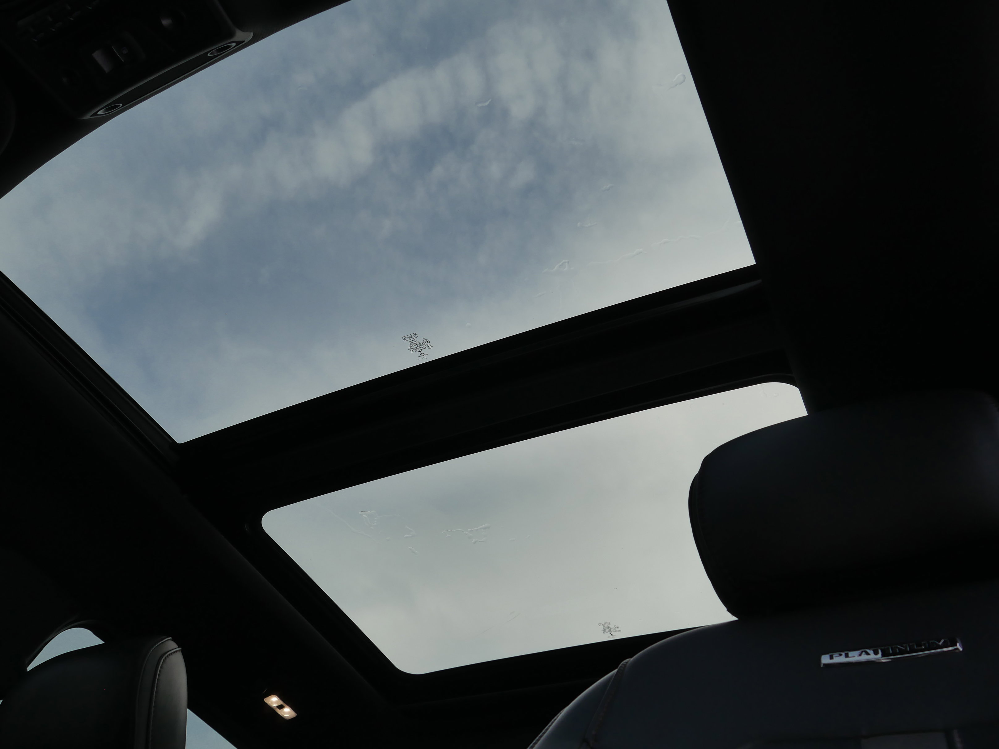 Used 2019 Ford F250 Platinum w/ Platinum Ultimate Package image 5