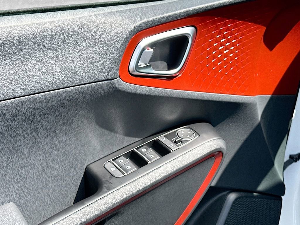 Used 2025 Kia Soul GT-Line FWD image 18