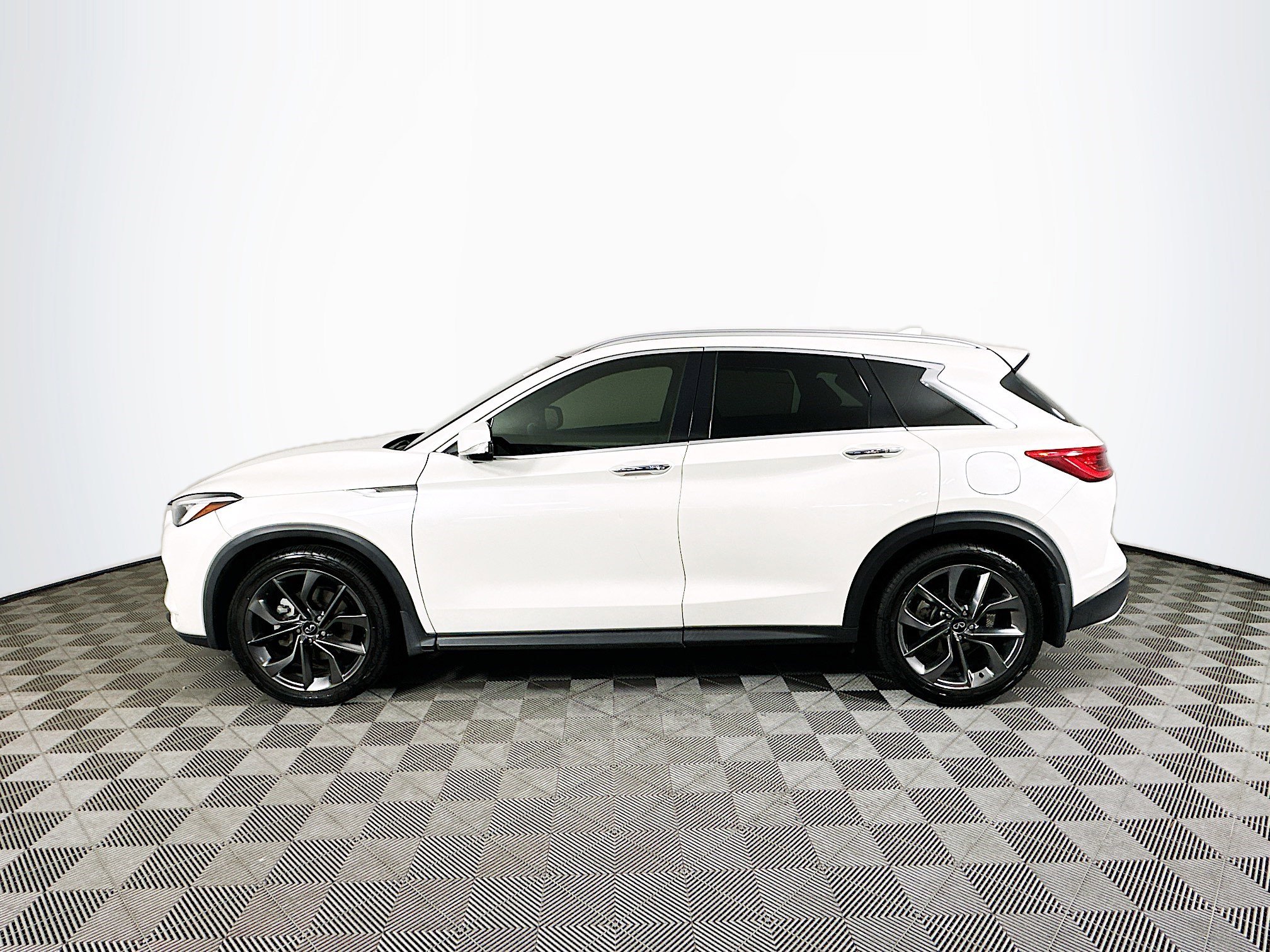 Used 2022 INFINITI QX50 Autograph image 4