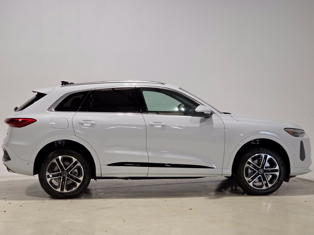 New 2026 Audi Q5 Premium Plus AWD/4WD image 4