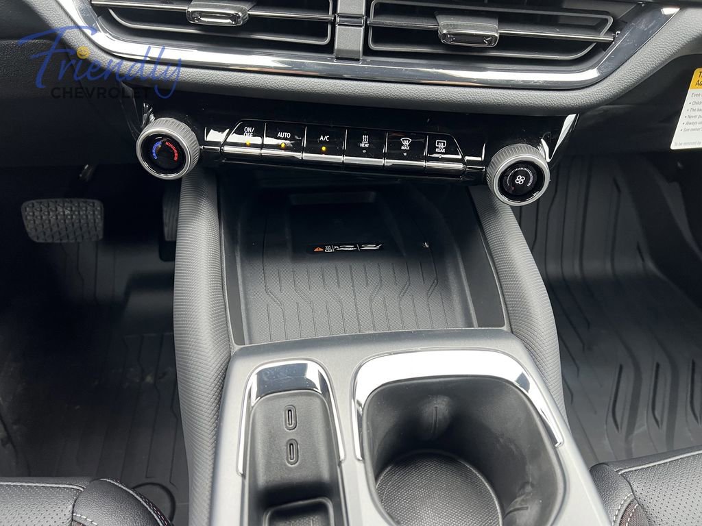 New 2026 Chevrolet Equinox EV RS AWD/4WD image 9