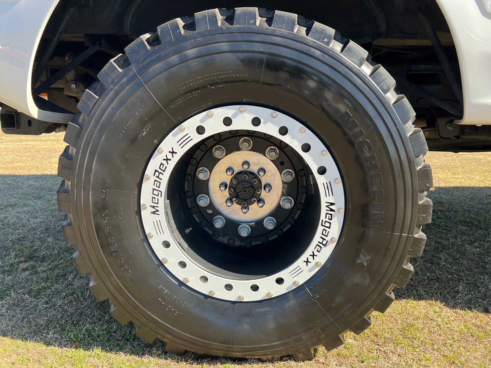 Used 2019 Ford F350 Lariat w/ Lariat Ultimate Package image 22