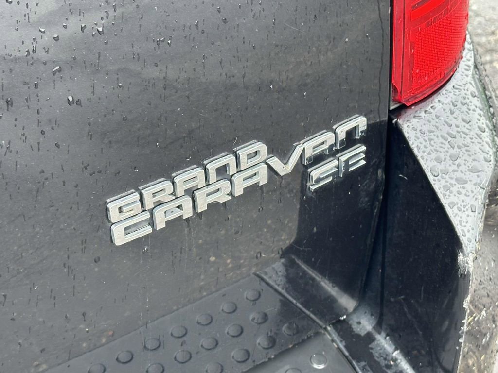 Used 2010 Dodge Grand Caravan Hero image 10