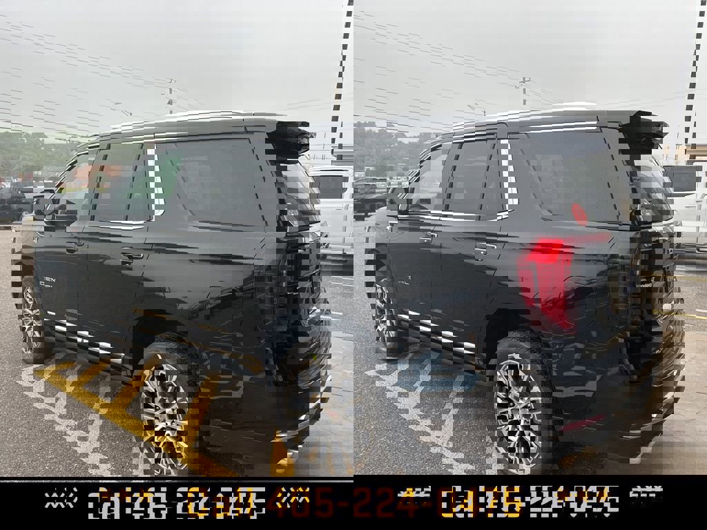 New 2026 GMC Yukon Denali w/ Denali Reserve Package AWD/4WD image 3