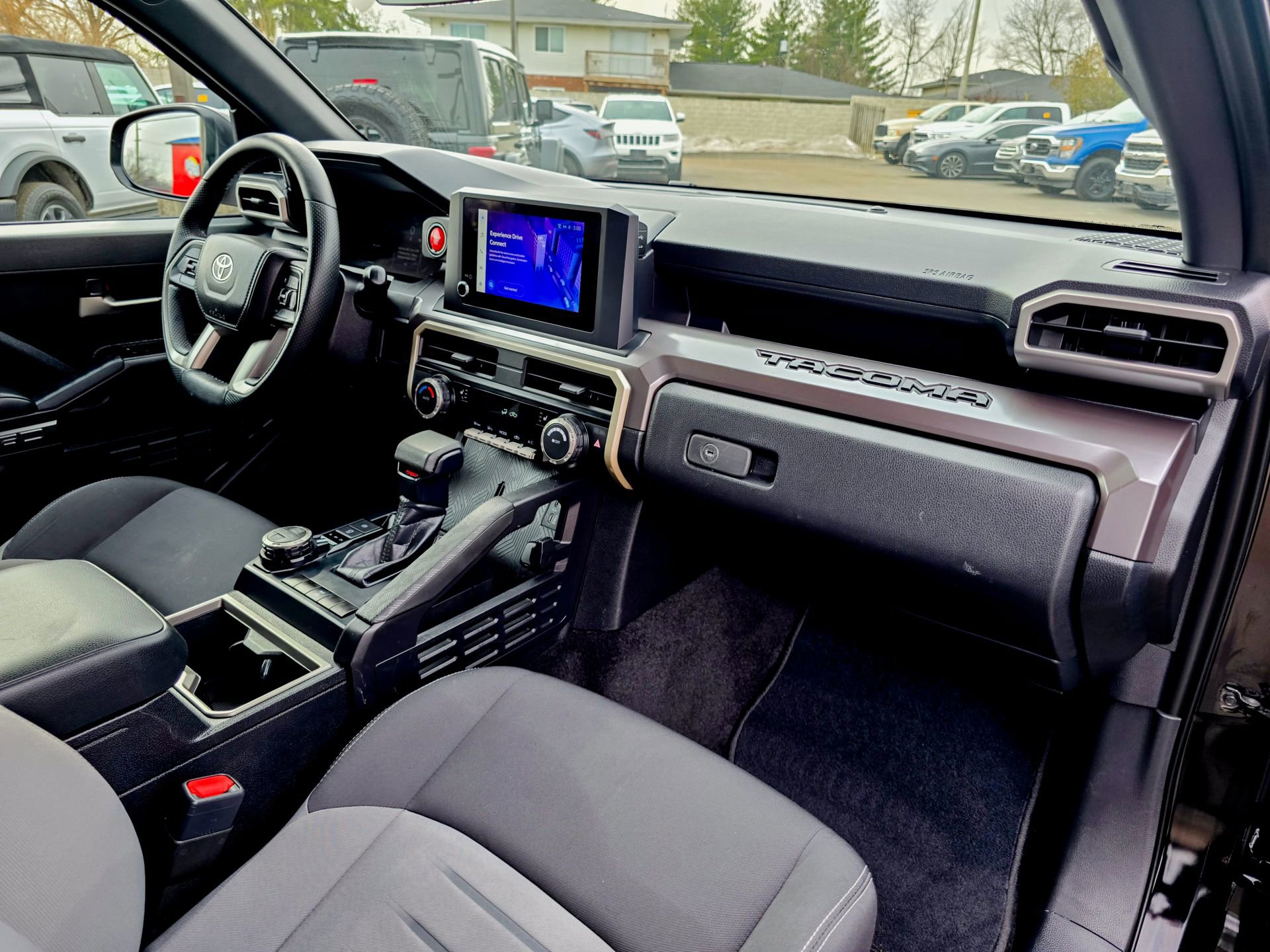Used 2024 Toyota Tacoma TRD Off-Road image 10