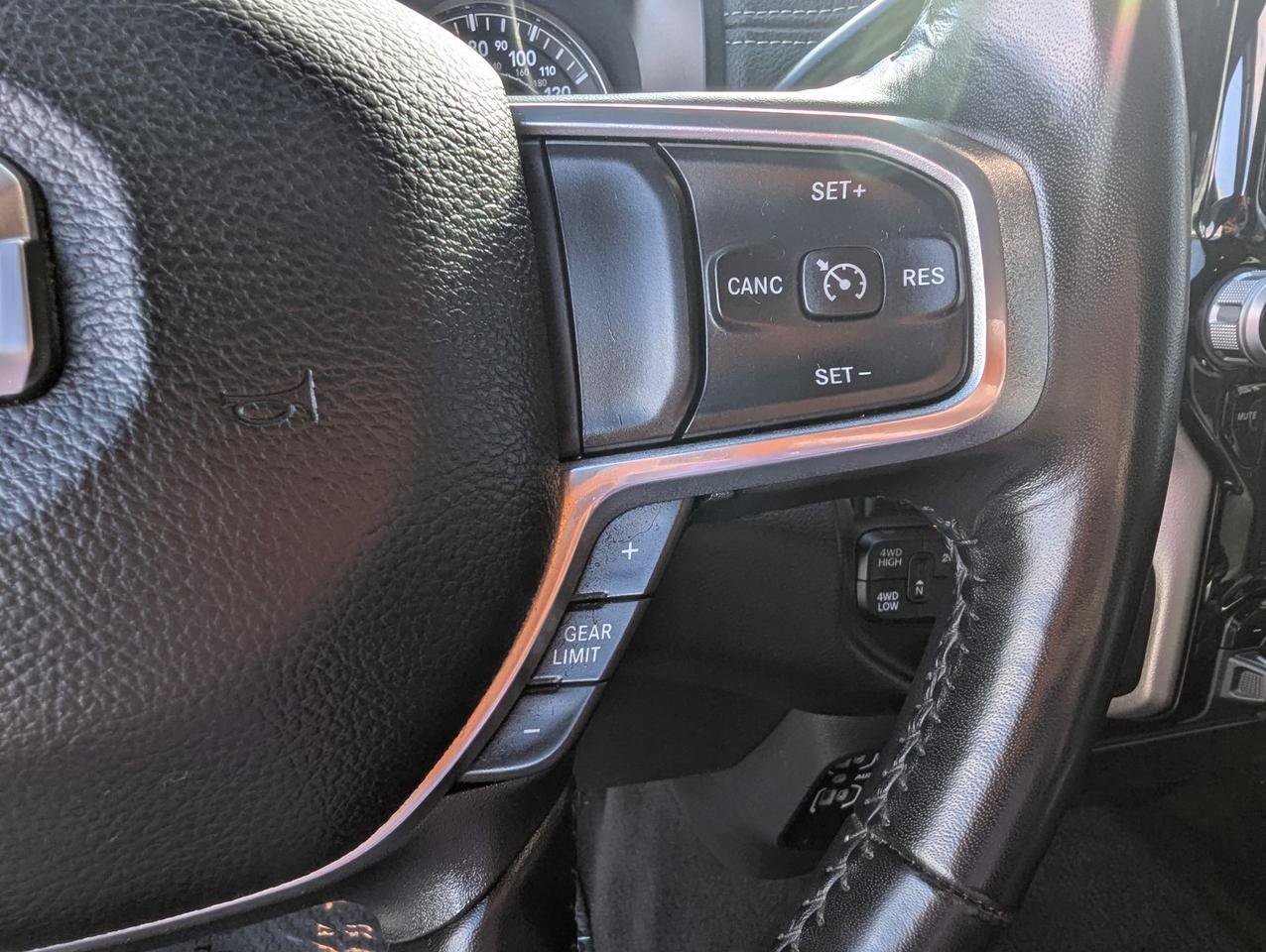 Used 2024 RAM 2500 Laramie AWD/4WD image 15