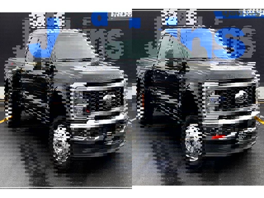 Used 2026 Ford F450 Lariat image 2