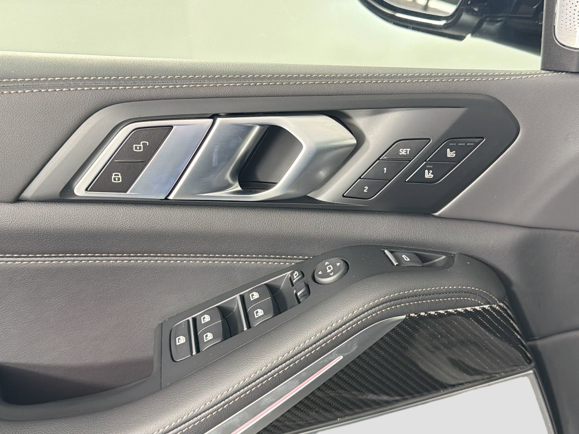 New 2026 BMW X5 M60i image 17