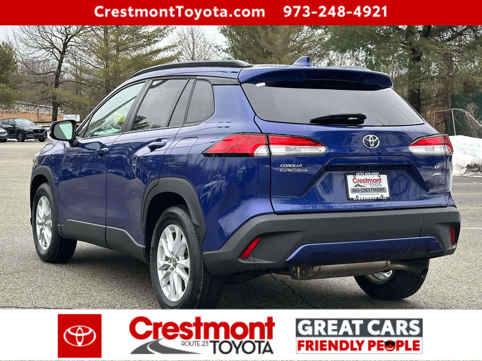 Certified 2023 Toyota Corolla Cross LE w/ Moonroof Package image 4