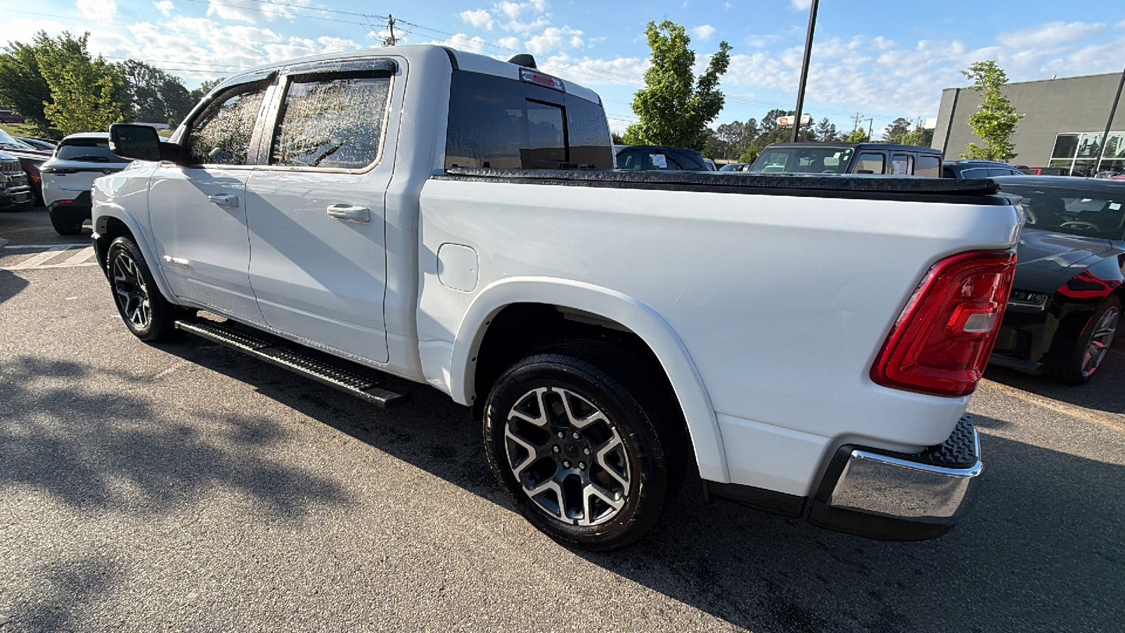 Used 2026 RAM 1500 Laramie AWD/4WD image 10