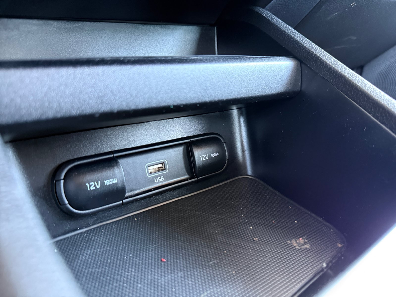 Used 2023 Kia Forte LXS w/ LXS Technology Package FWD image 21