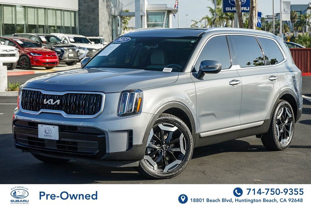 Used 2023 Kia Telluride EX w/ EX Captain's Chair Package FWD image 1