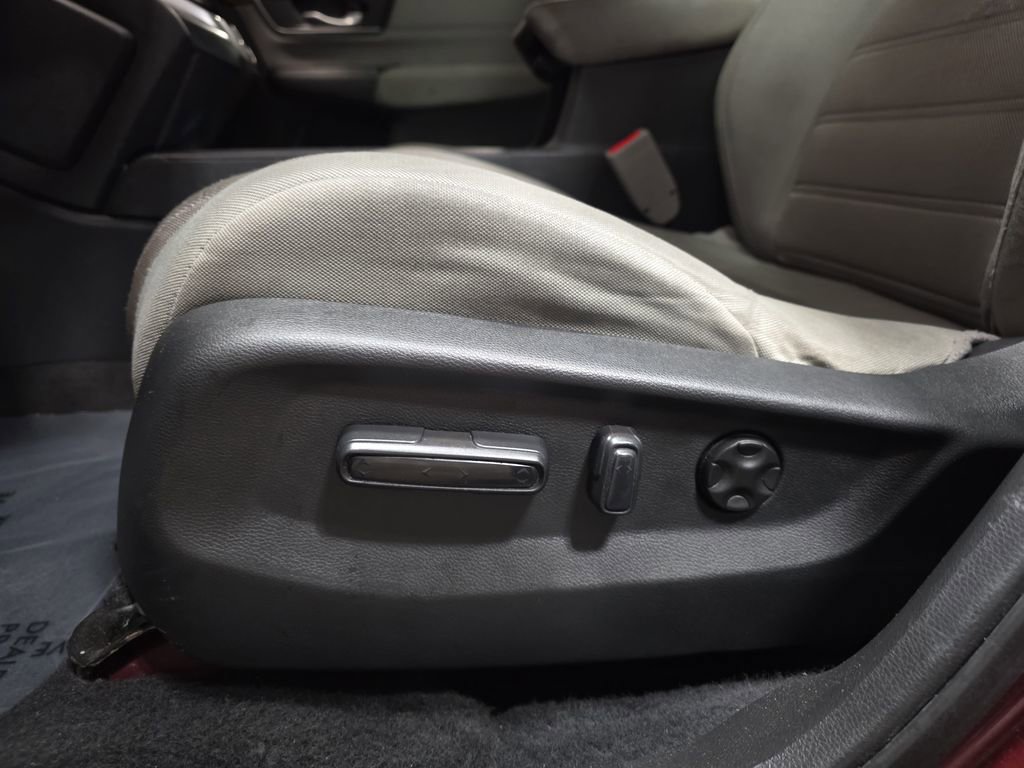 Used 2019 Honda CR-V EX image 30