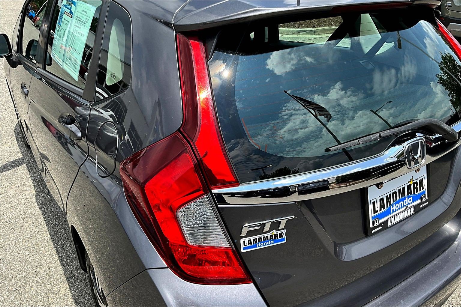 Used 2015 Honda Fit EX image 31