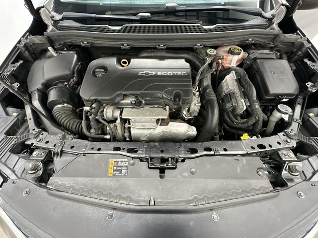 Used 2017 Chevrolet Cruze LT image 24