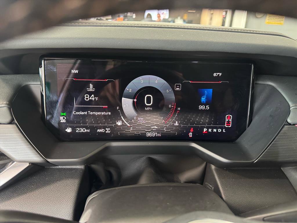 Used 2024 GMC Acadia AT4 w/ Luxury Package image 23